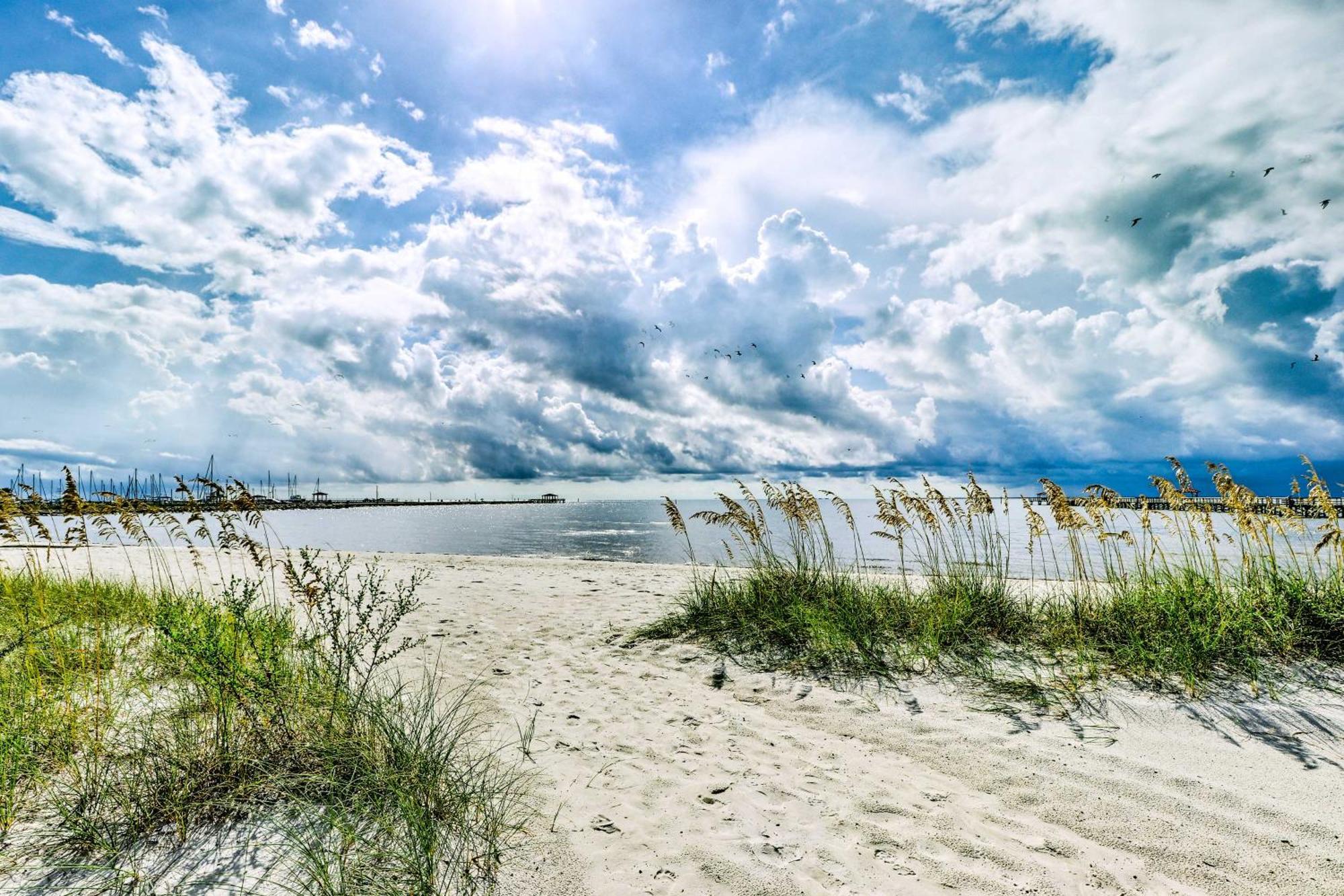 Long Beach Hideaway Walk To Beach, Shops And Bars! المظهر الخارجي الصورة